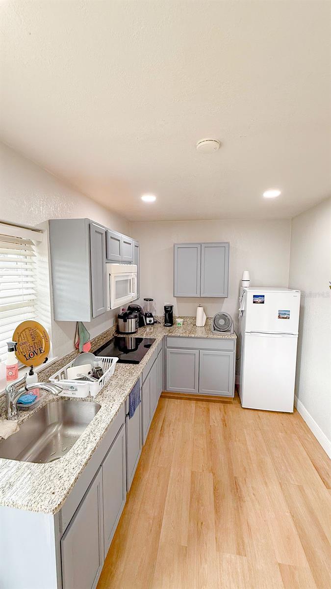 11001 N Armenia Ave Property Photo 40