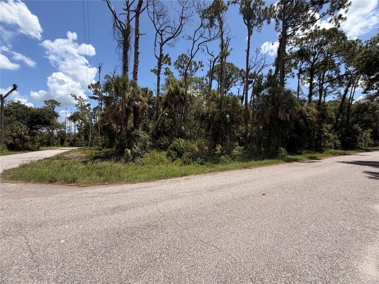 17392 Orion Ave Property Photo 2