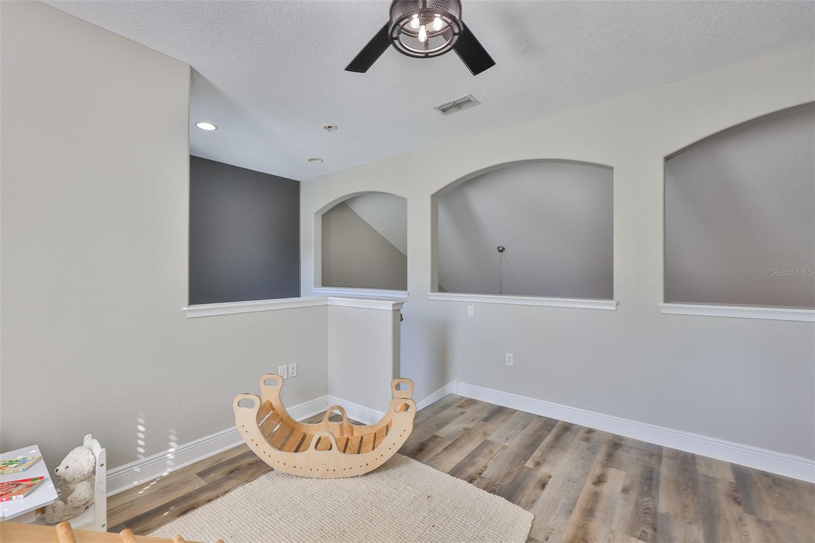 7912 Hampton Lake Dr Property Photo 21