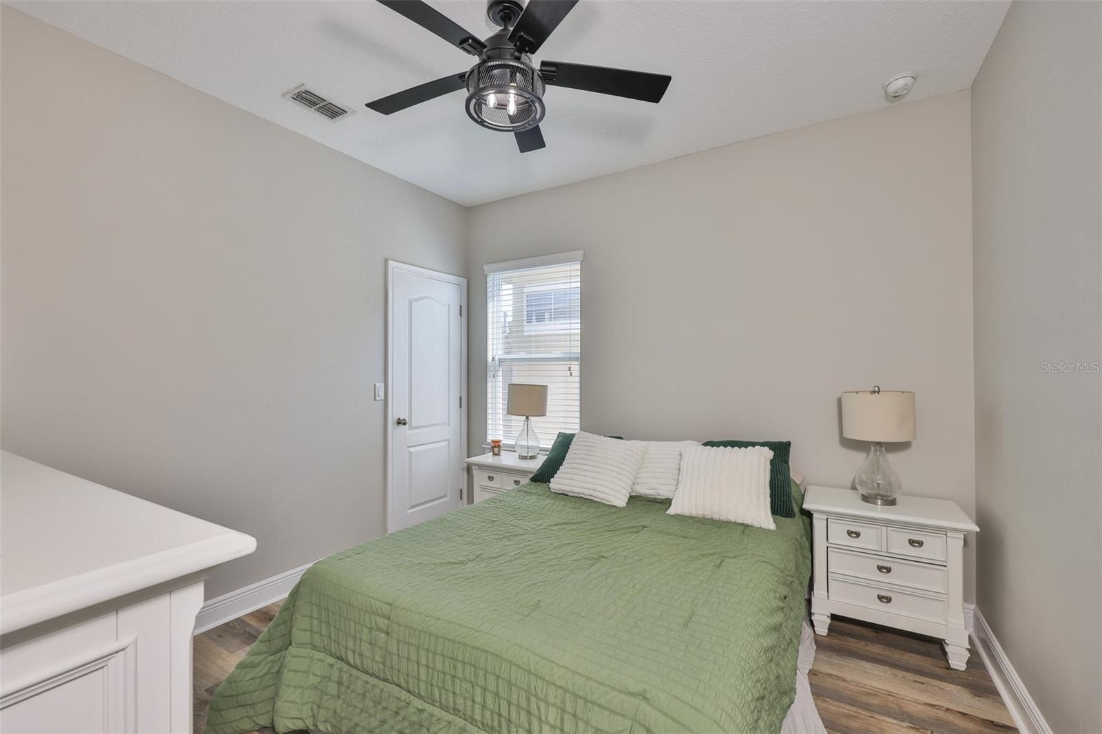 7912 Hampton Lake Dr Property Photo 22