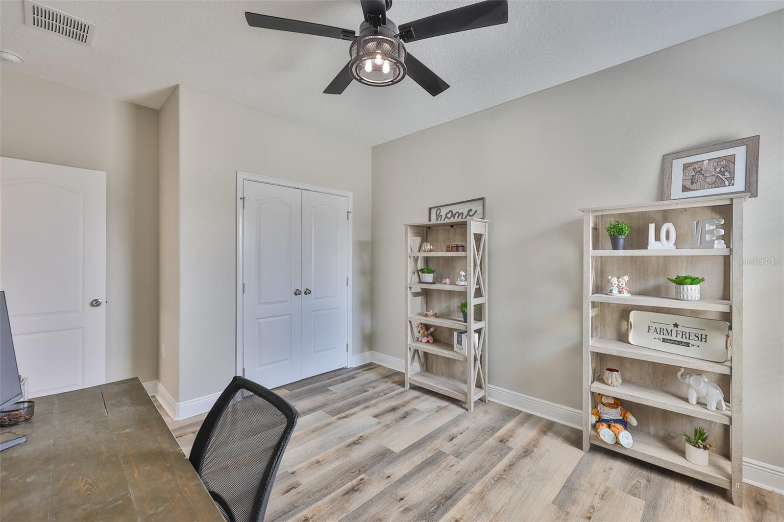 7912 Hampton Lake Dr Property Photo 26