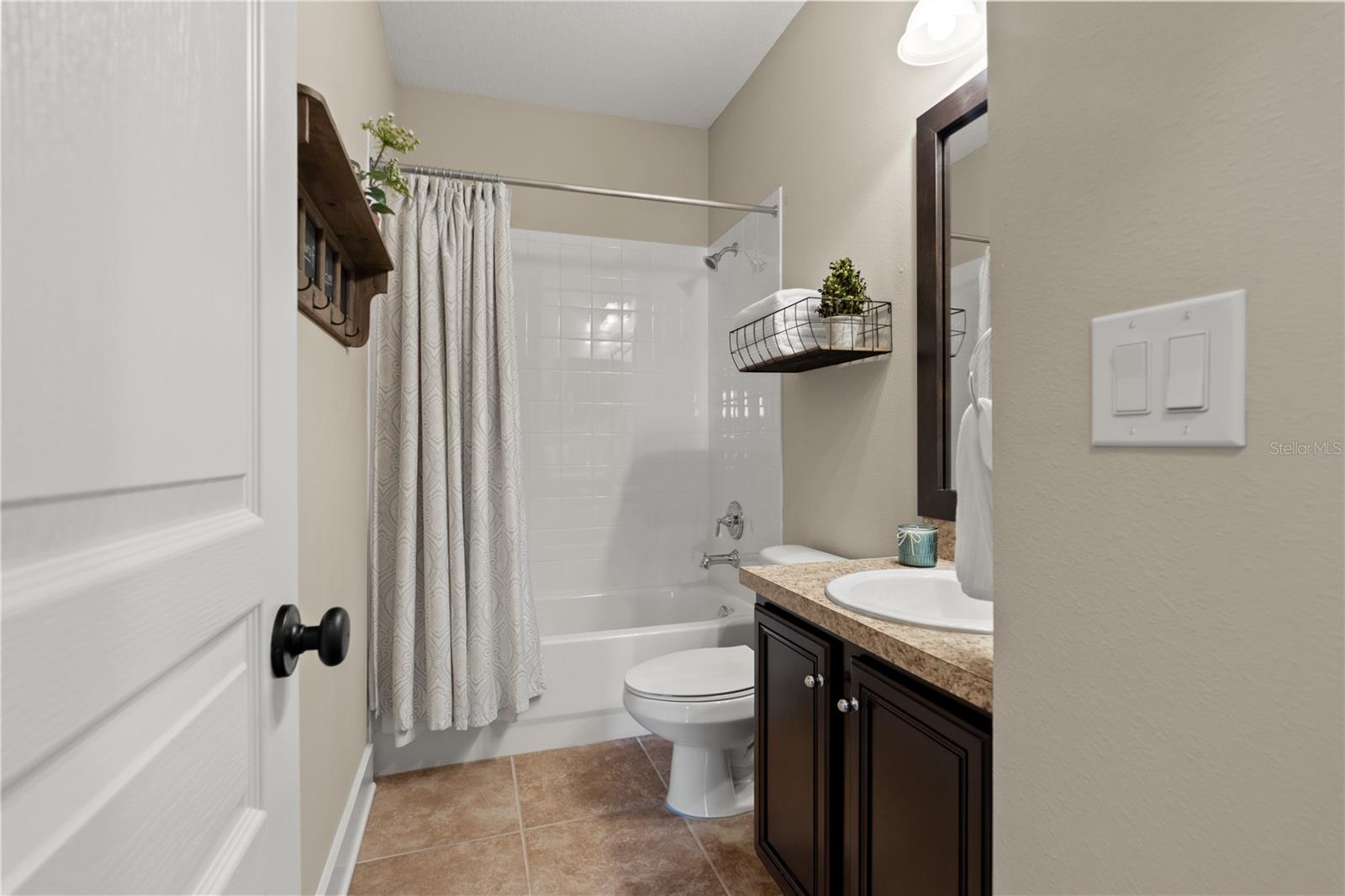 19304 Yellow Clover Dr Property Photo 57