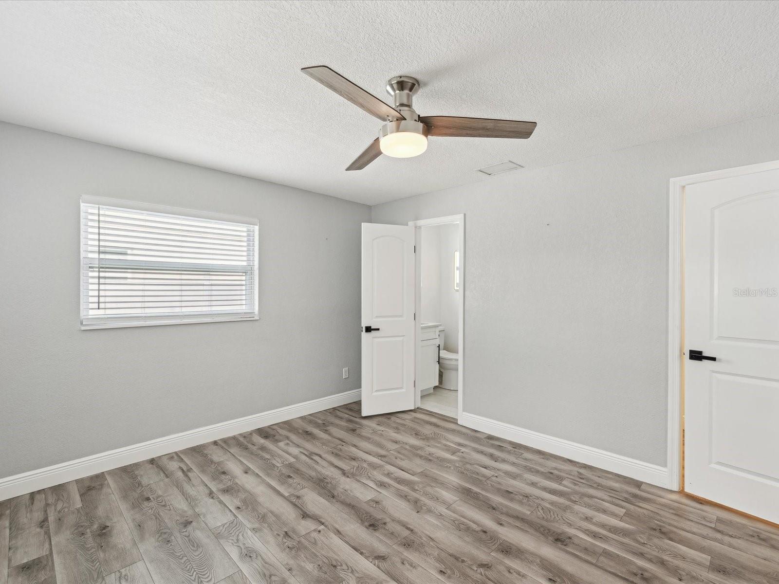 10264 Oakhurst Rd Property Photo 26
