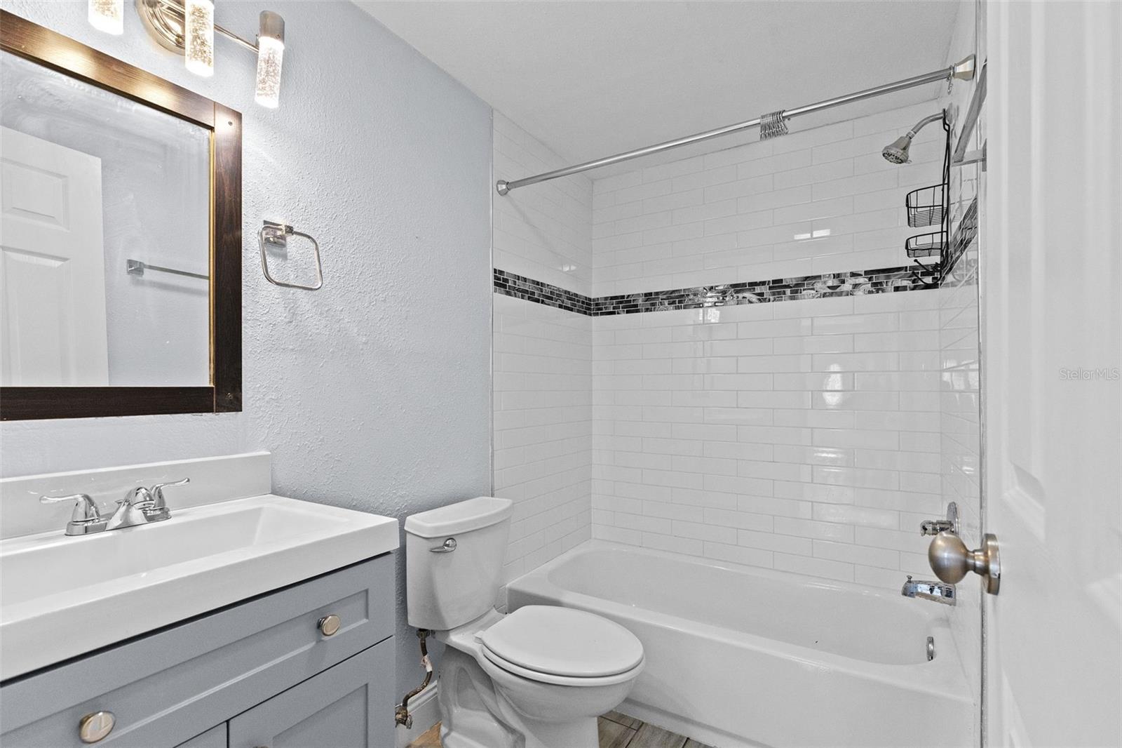 13916 Sommers Ave Property Photo 26