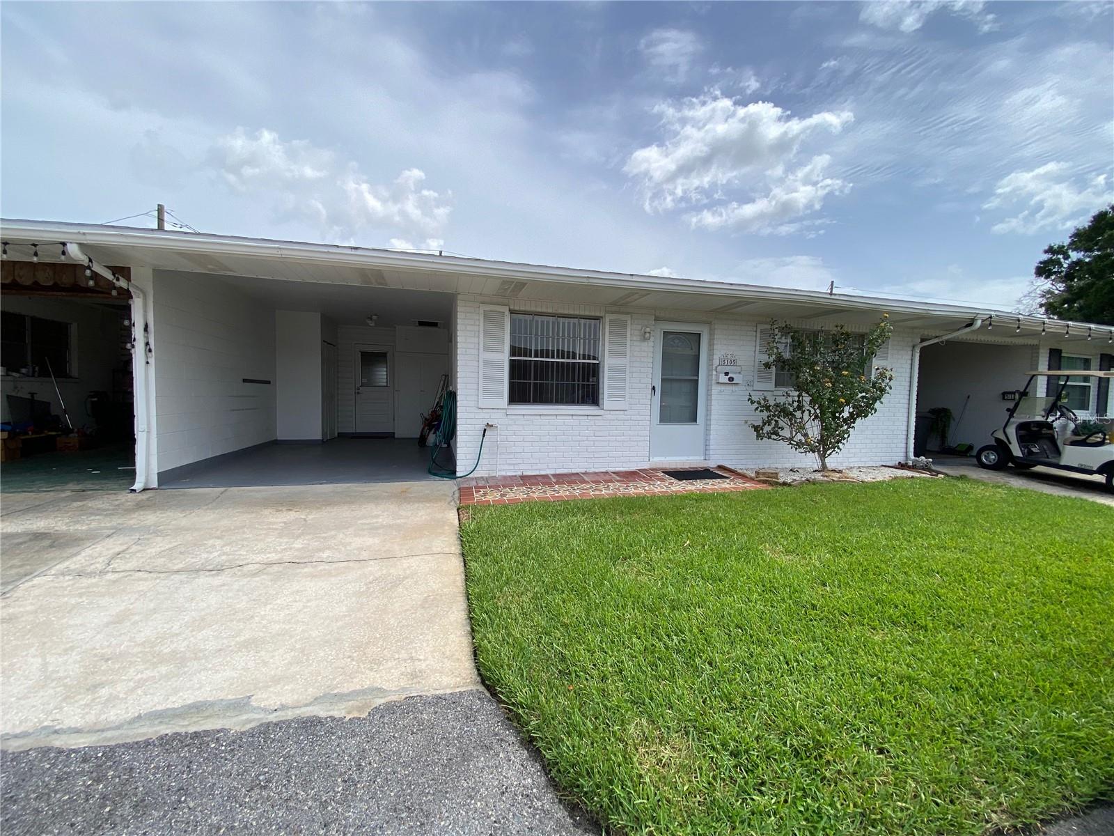 5105 Rose Pl N Property Photo 1