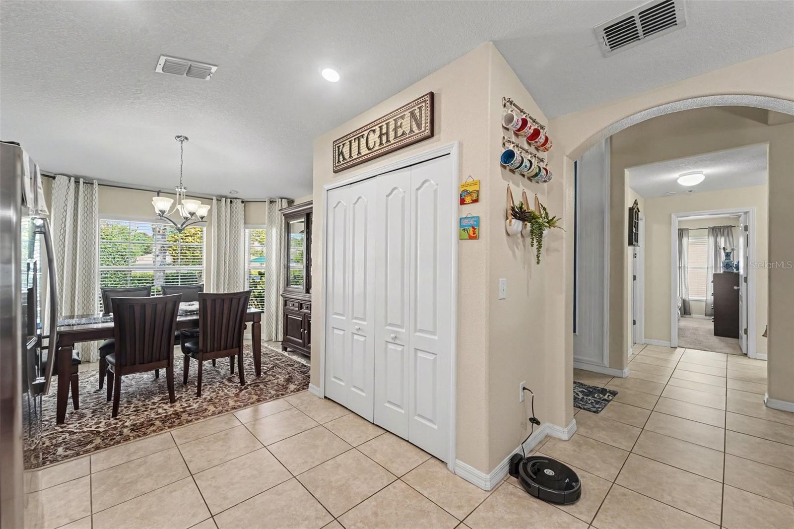 10048 Ives Loop Property Photo 12