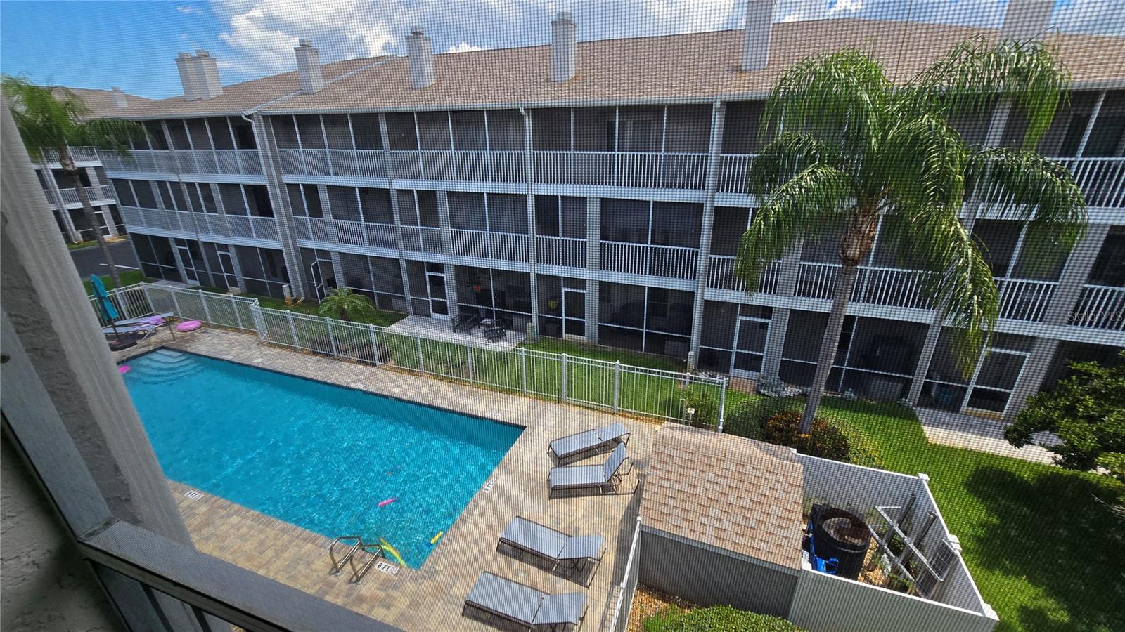 521 Pinellas Bayway S #206 Property Photo 28