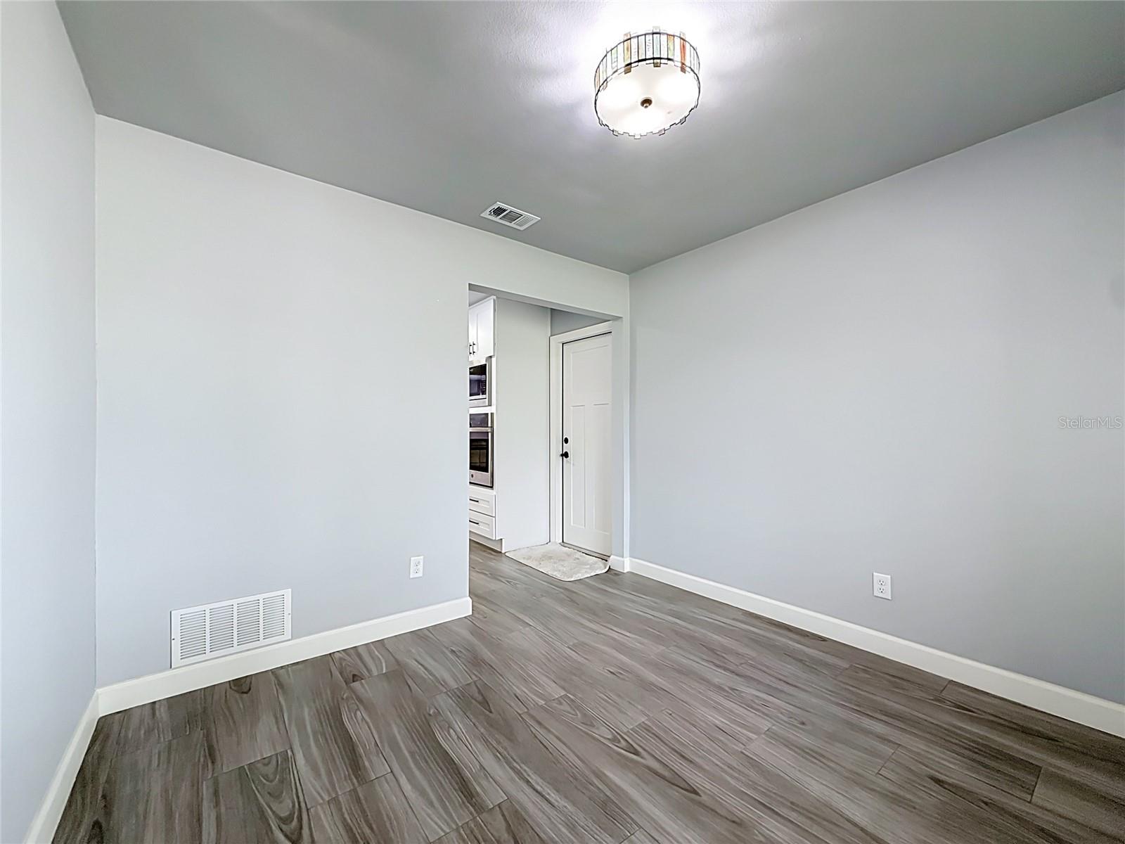 2178 Waterside Dr Property Photo 18