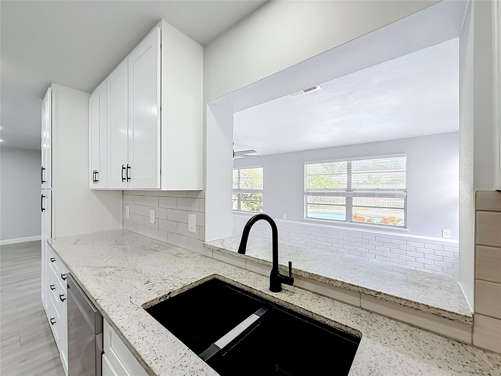 2178 Waterside Dr Property Photo 23
