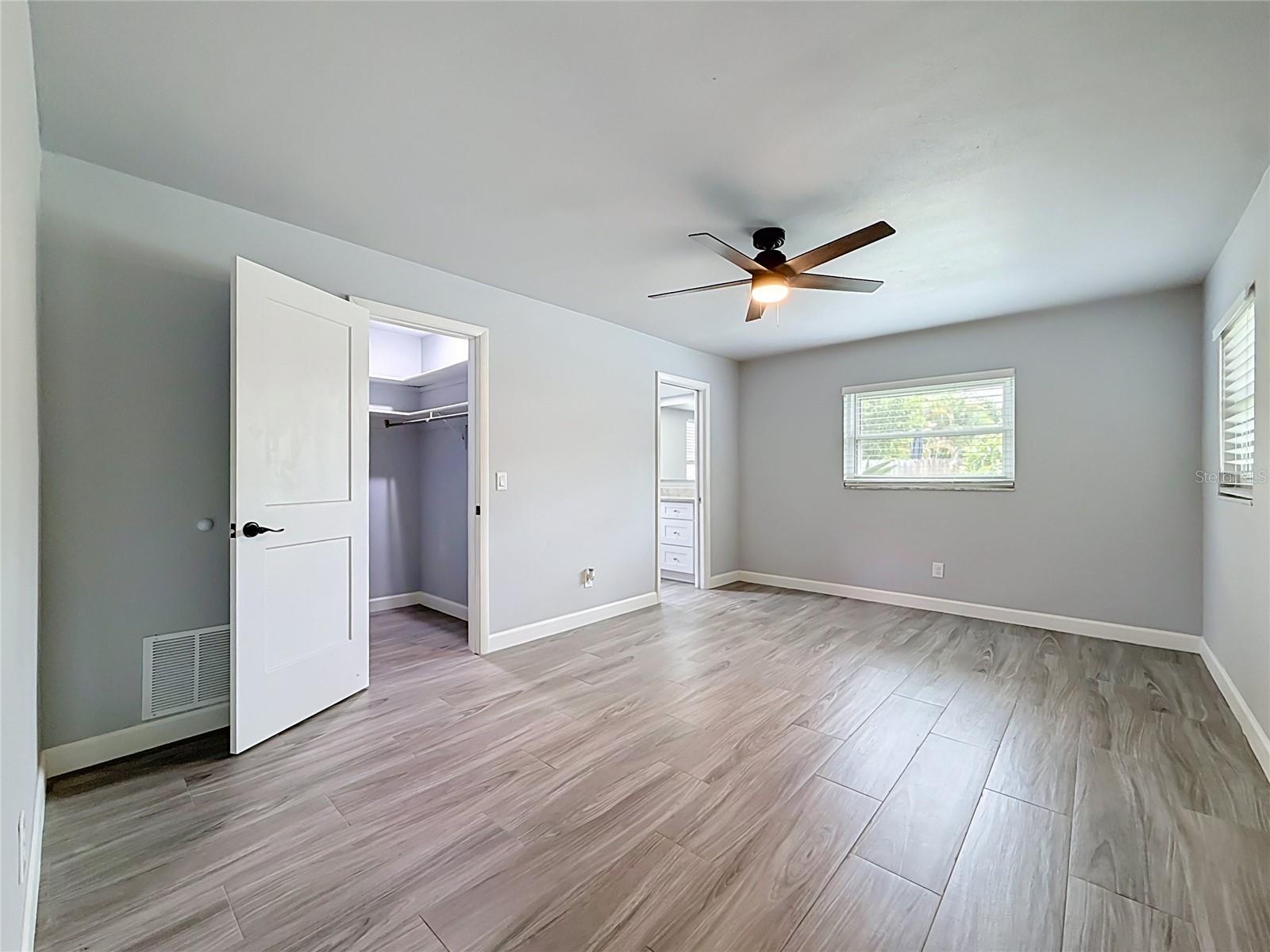 2178 Waterside Dr Property Photo 39