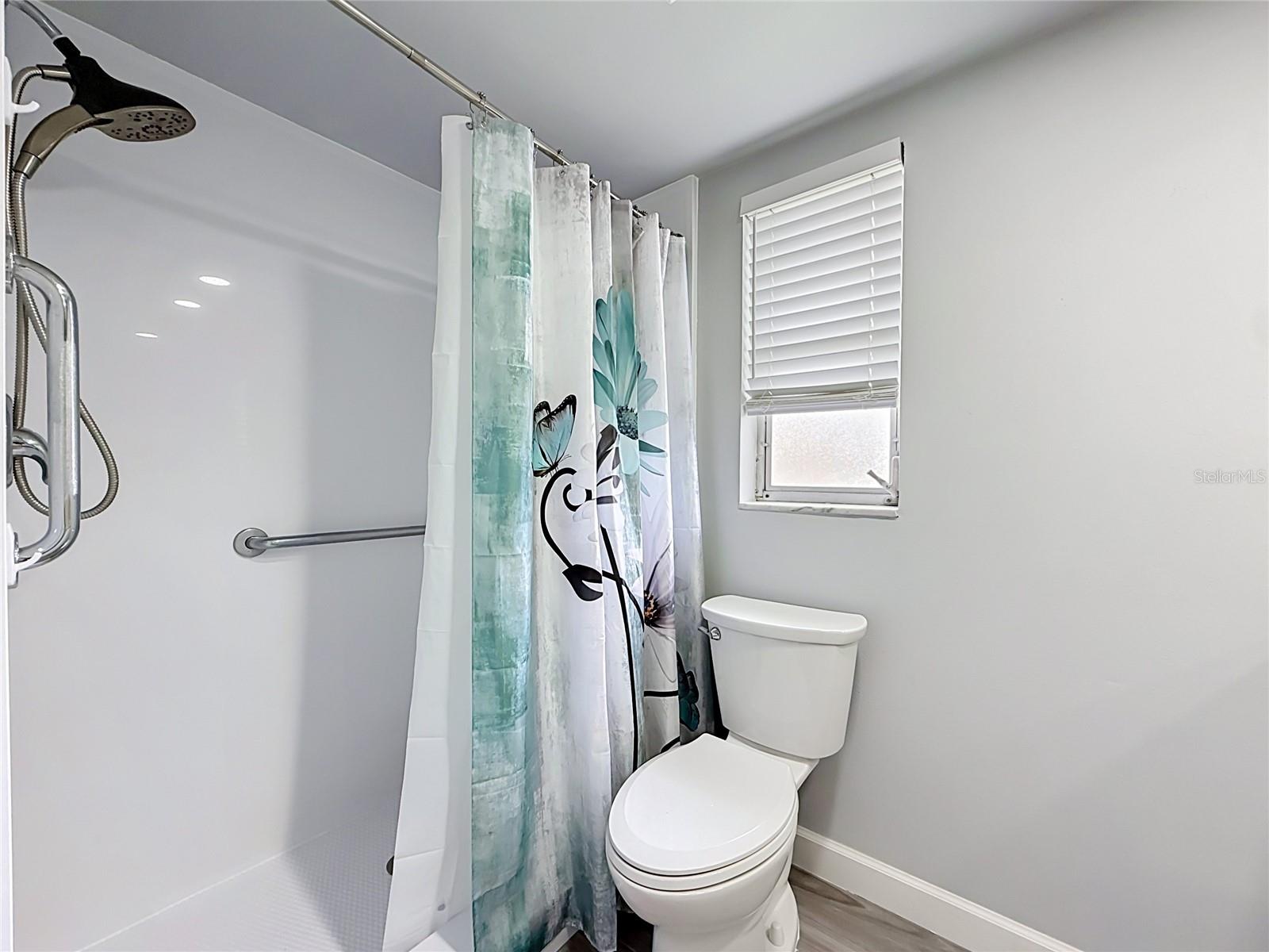 2178 Waterside Dr Property Photo 45