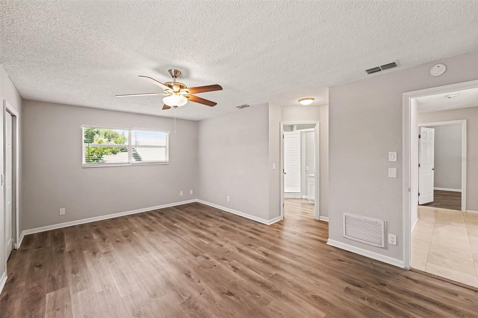 9160 136th Way Property Photo 16