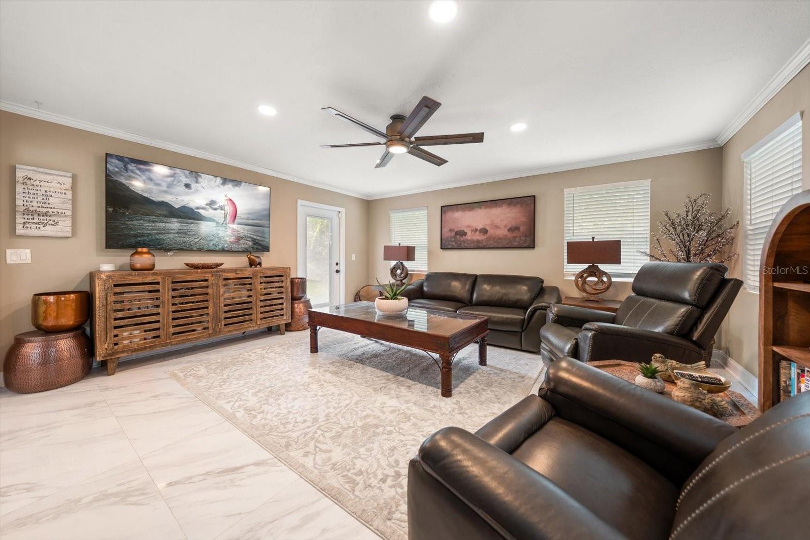 2423 Foxhead Way Property Photo 42