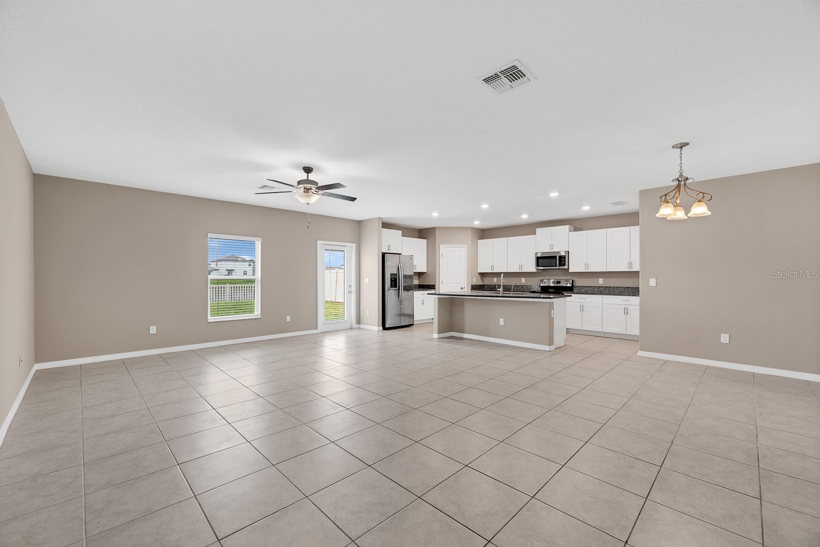16630 Kingman Reef St Property Photo 5