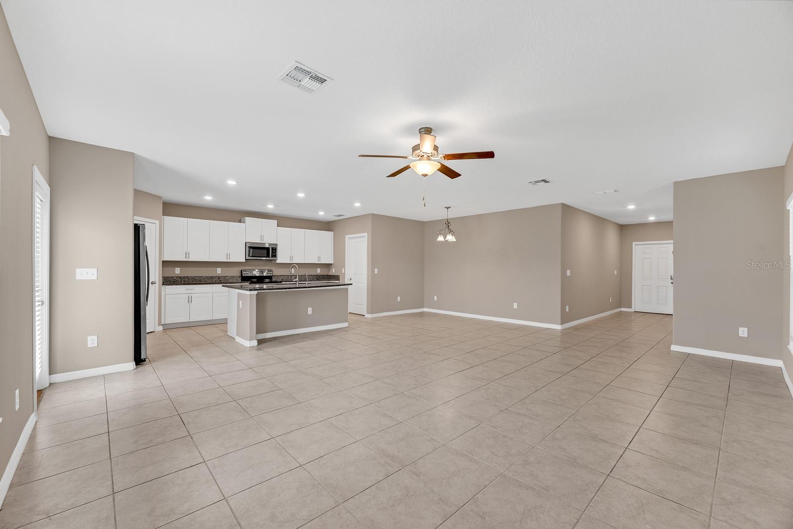 16630 Kingman Reef St Property Photo 6