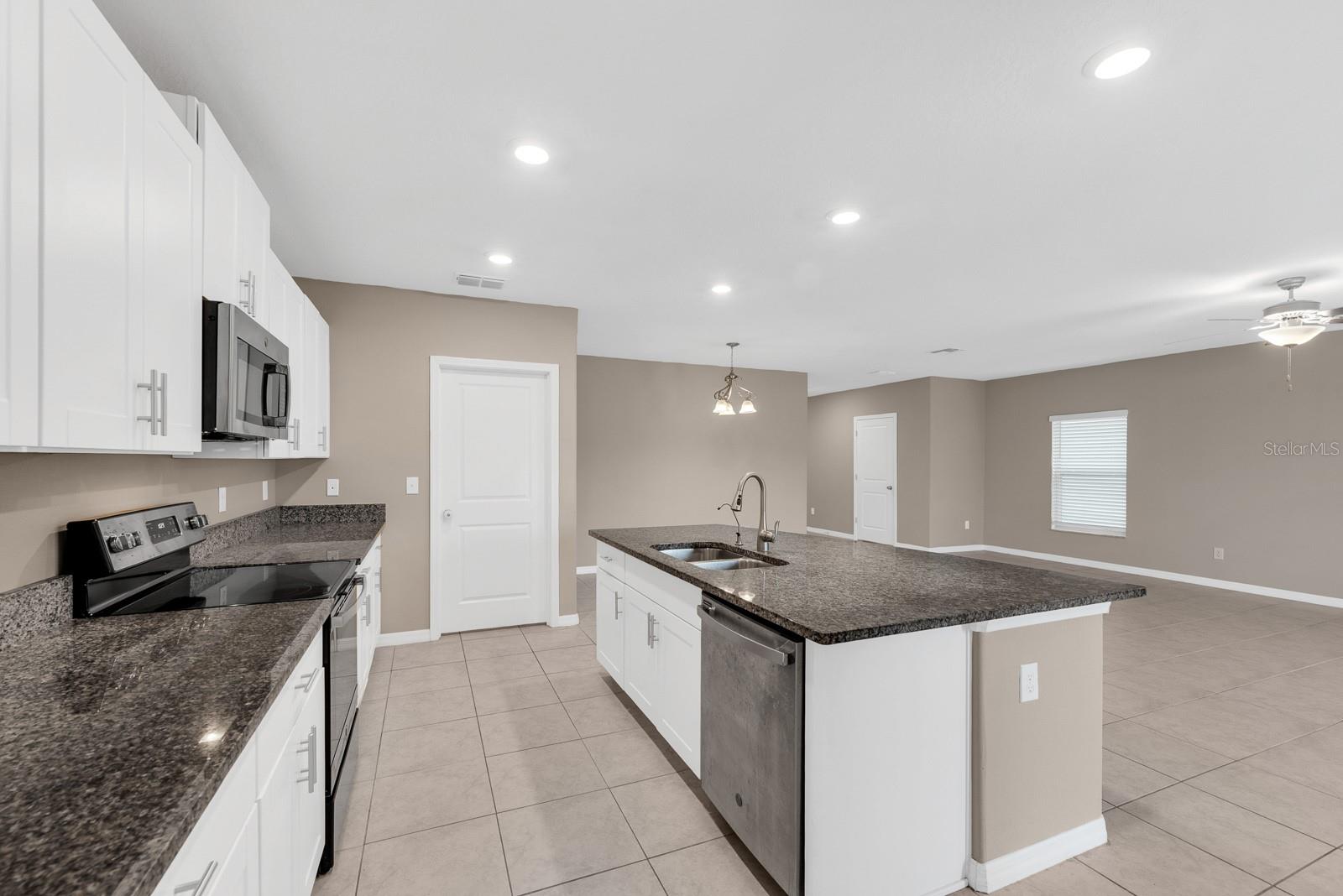 16630 Kingman Reef St Property Photo 11