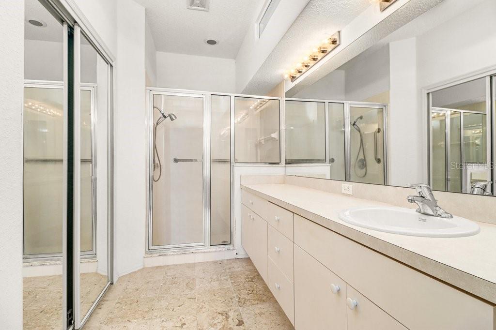 9831 Gingerwood Dr Property Photo 13