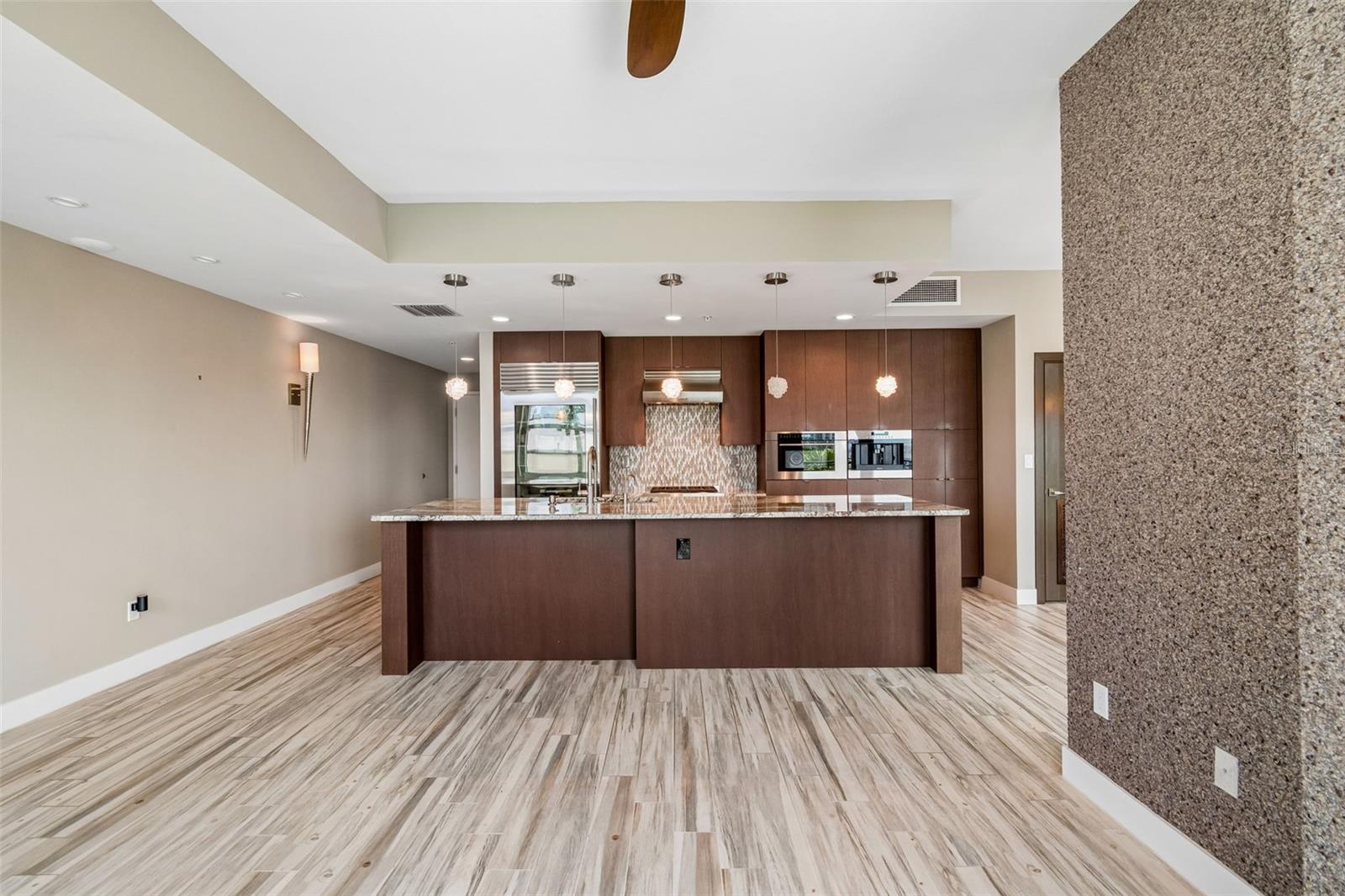 1120 E Kennedy Blvd #1030 Property Photo 40