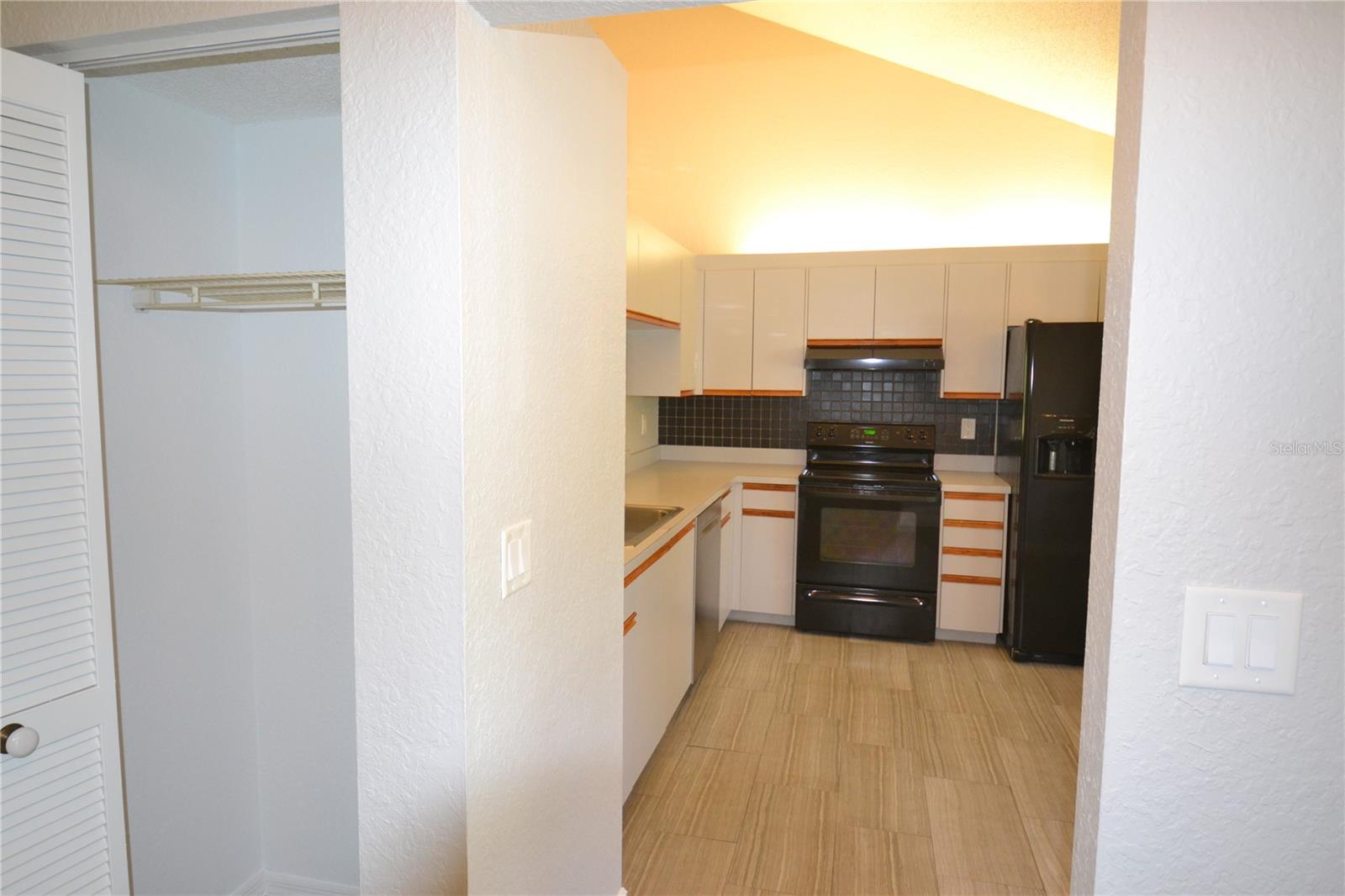 1801 E Lake Rd #9e Property Photo 5