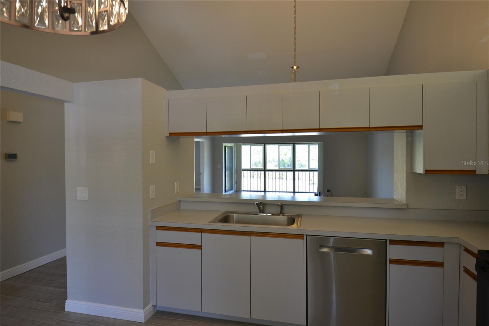 1801 E Lake Rd #9e Property Photo 11