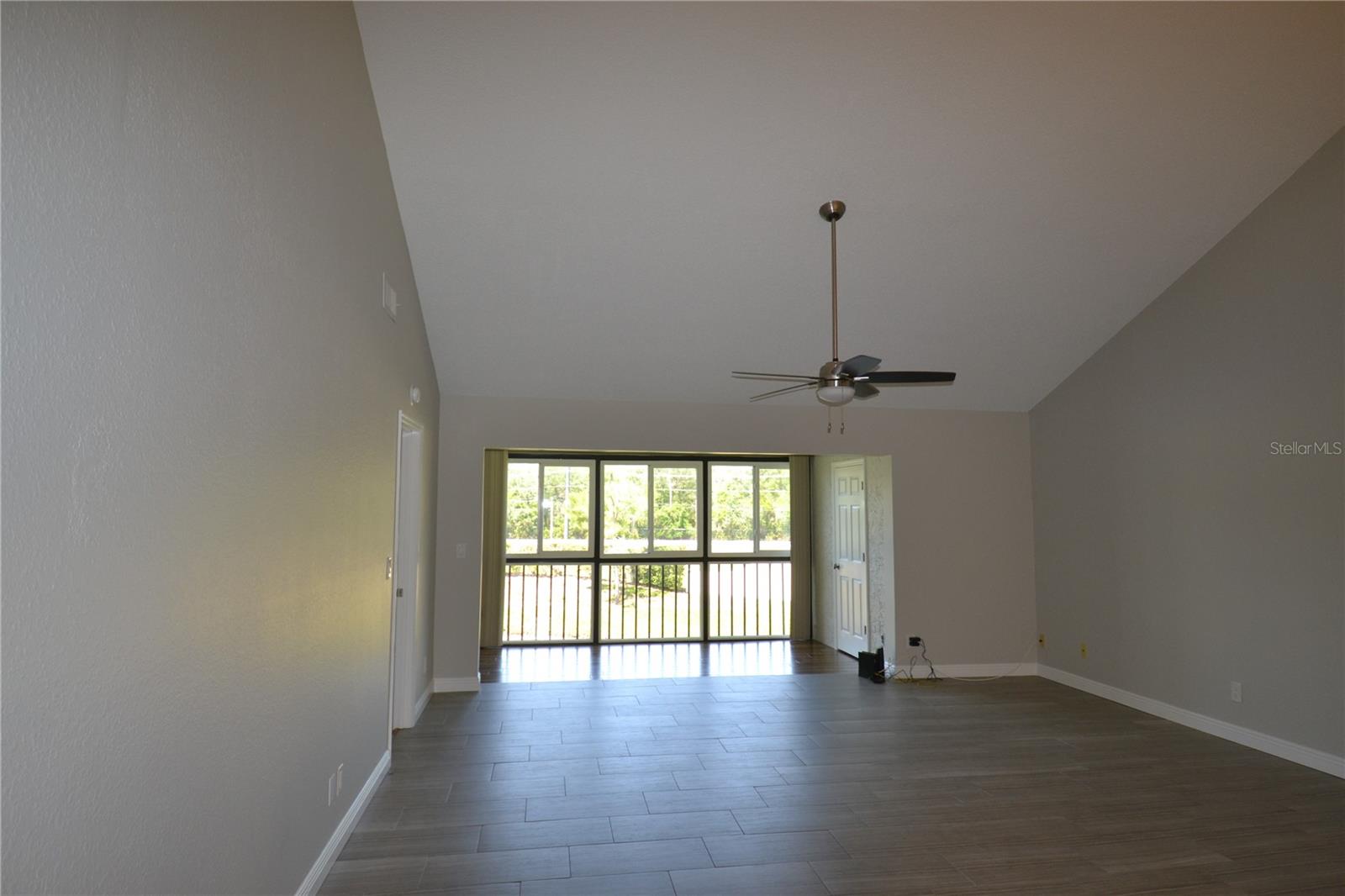 1801 E Lake Rd #9e Property Photo 13