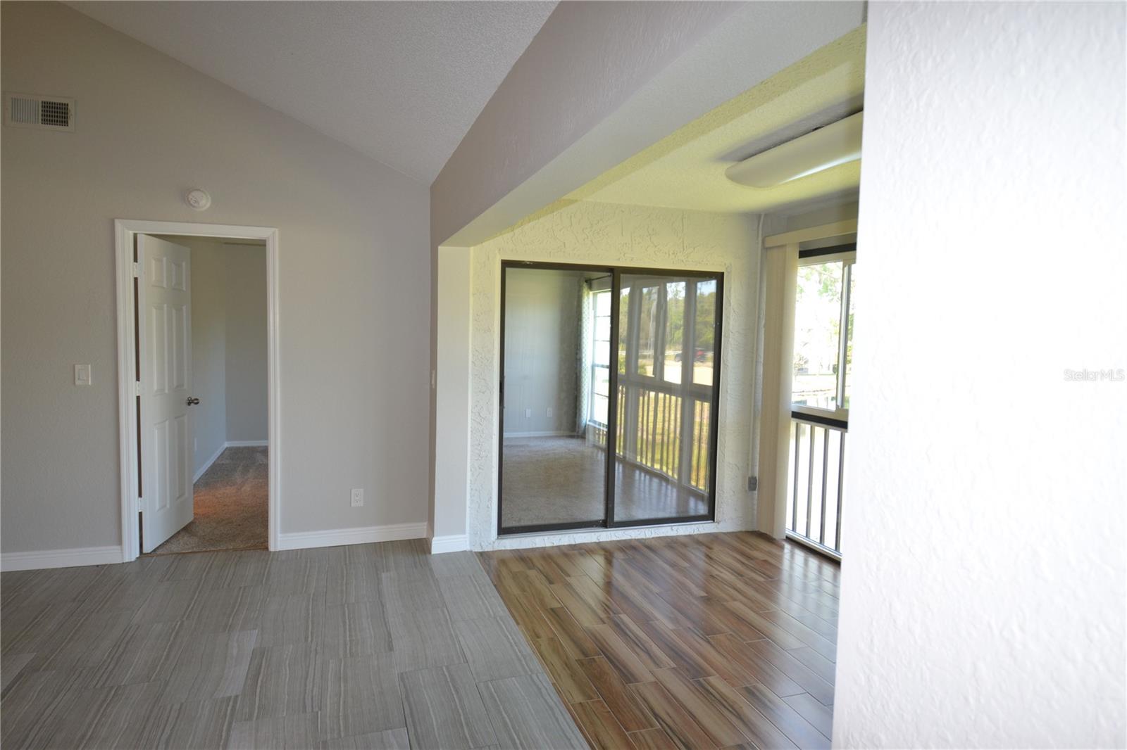 1801 E Lake Rd #9e Property Photo 16