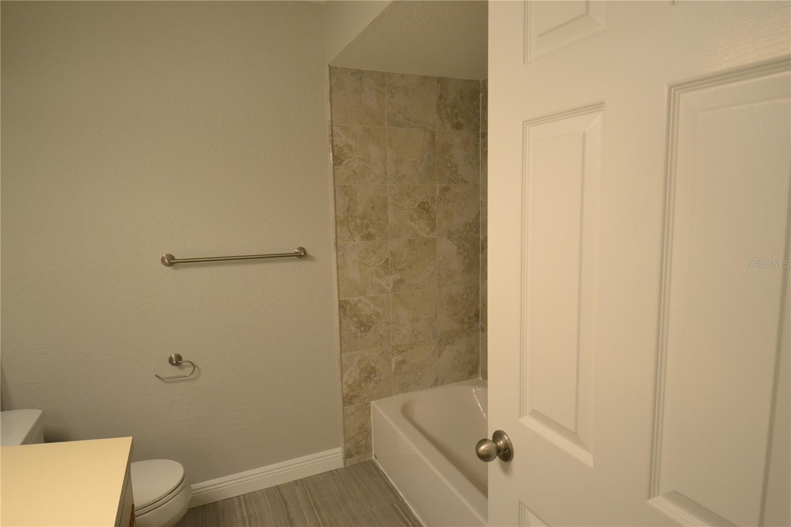 1801 E Lake Rd #9e Property Photo 38