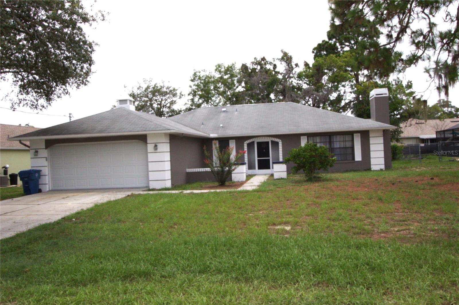 5045 Kenmore St Property Photo 1