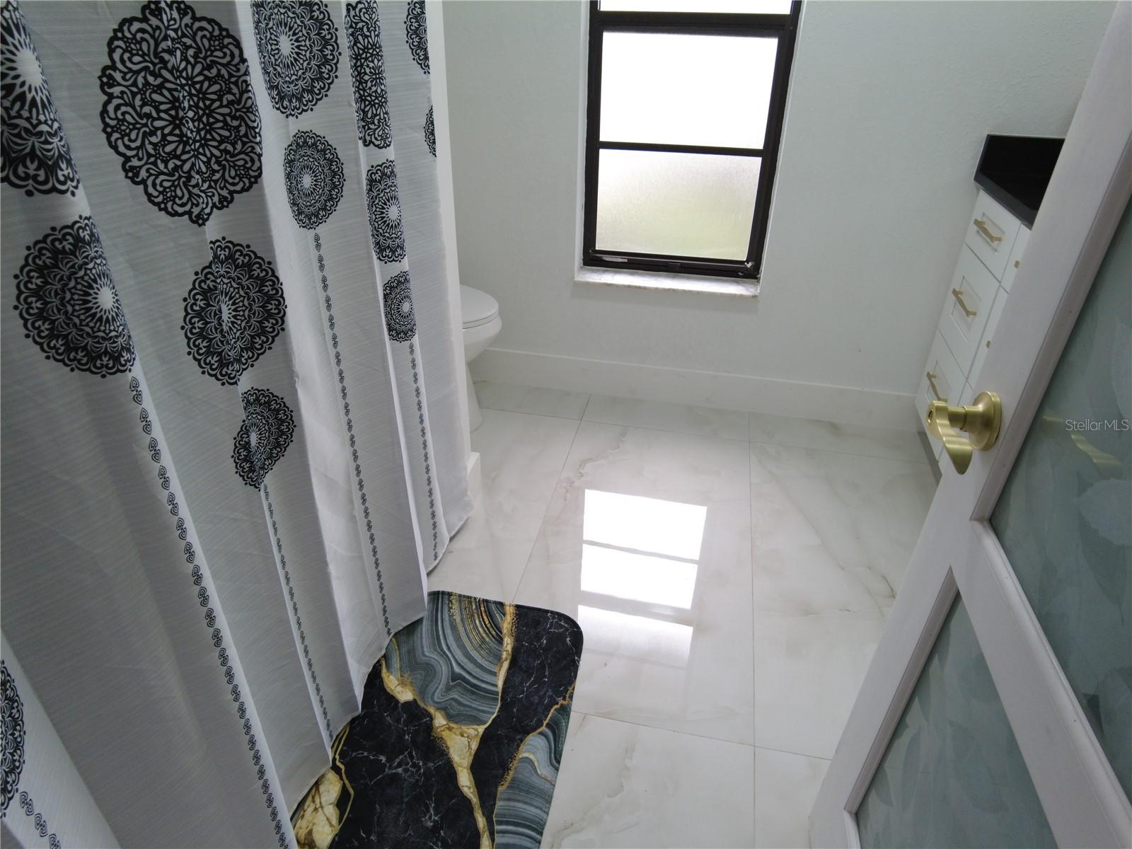 5045 Kenmore St Property Photo 21