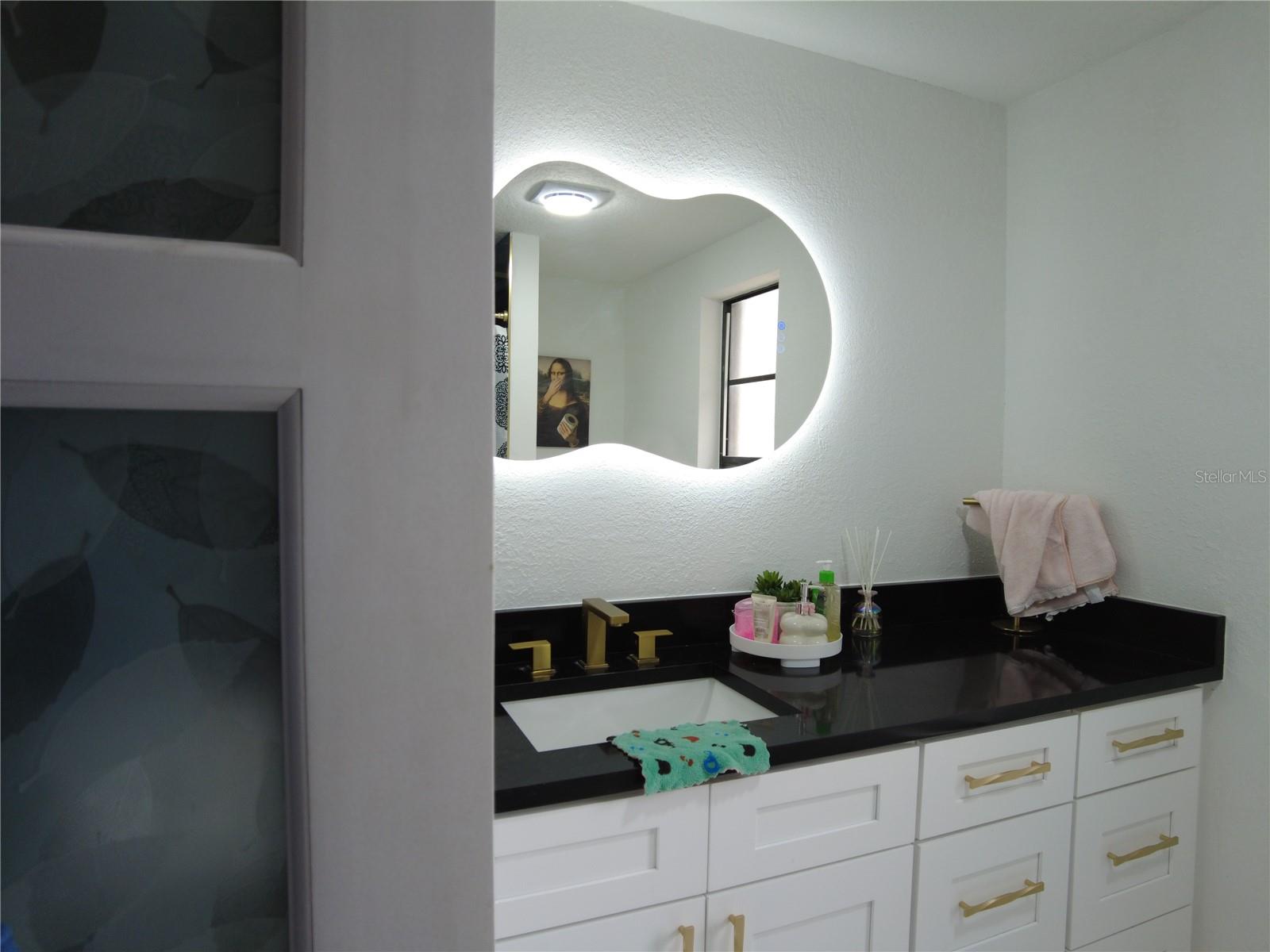 5045 Kenmore St Property Photo 22