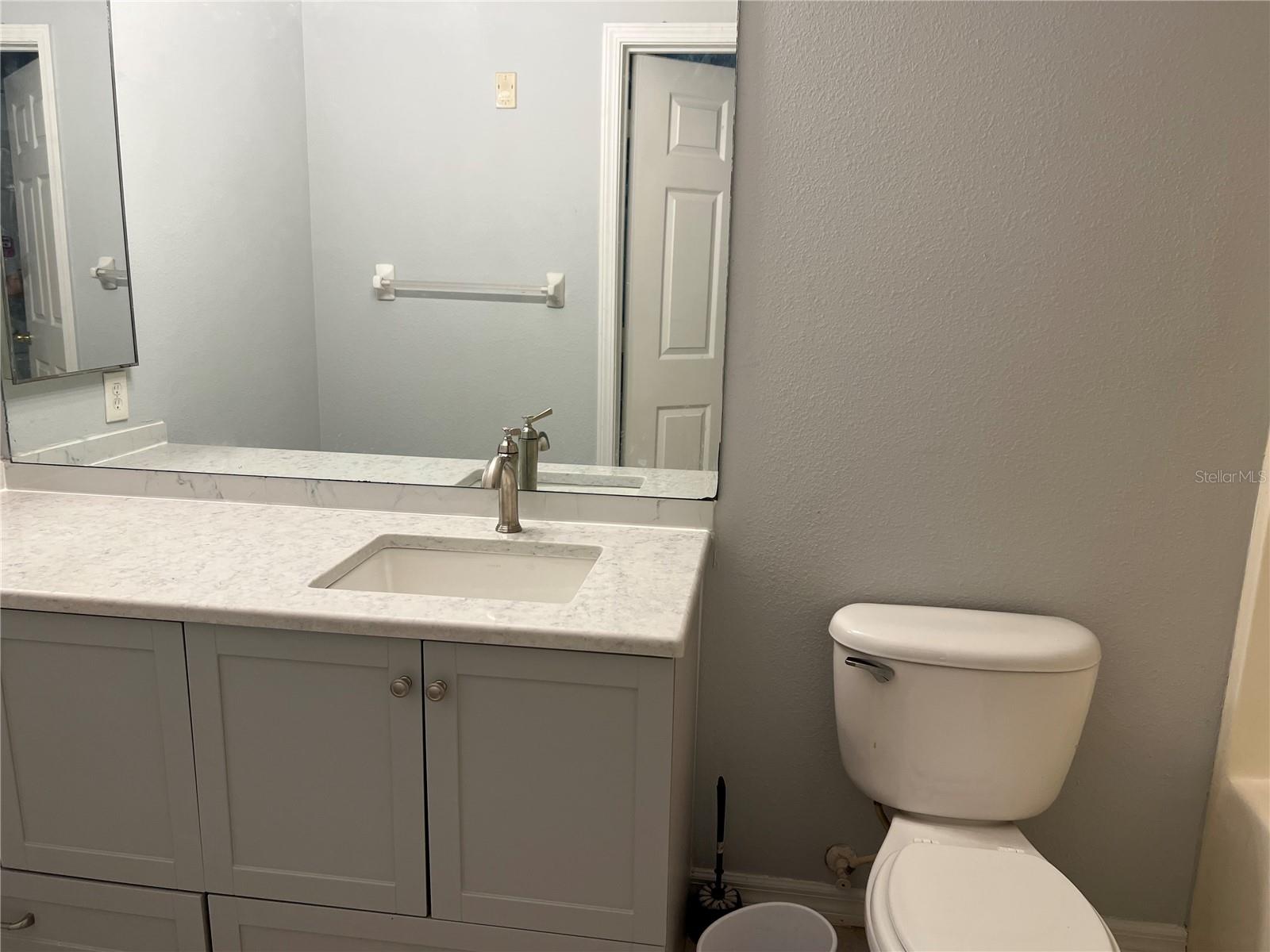 6431 Cypressdale Dr #202 Property Photo 12