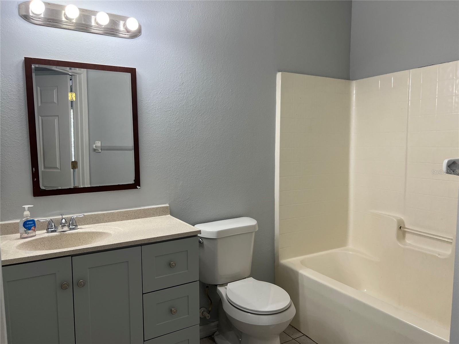 6431 Cypressdale Dr #202 Property Photo 19