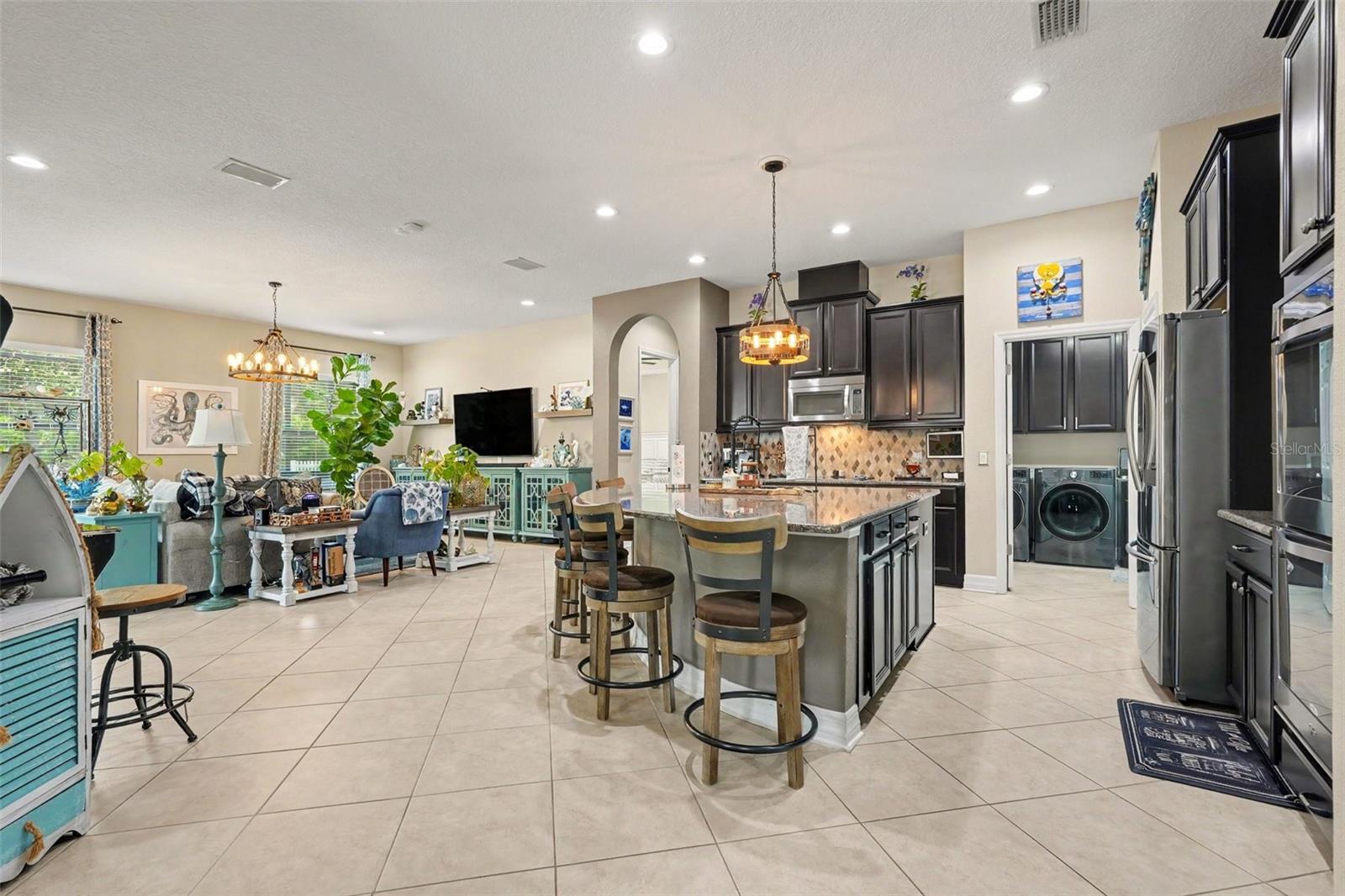 7110 Redroot Ct Property Photo 10