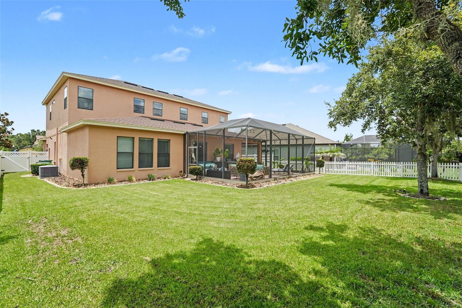 7110 Redroot Ct Property Photo 33