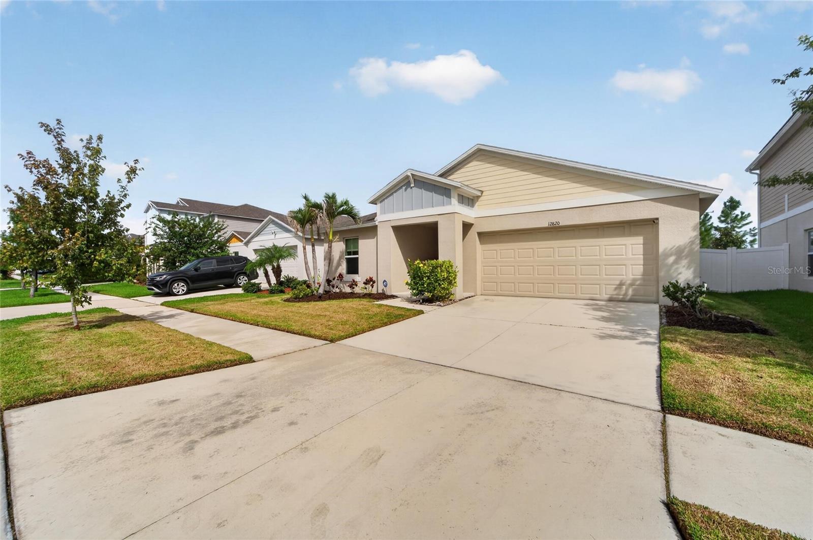 12820 Bent Twig Dr Property Photo 3