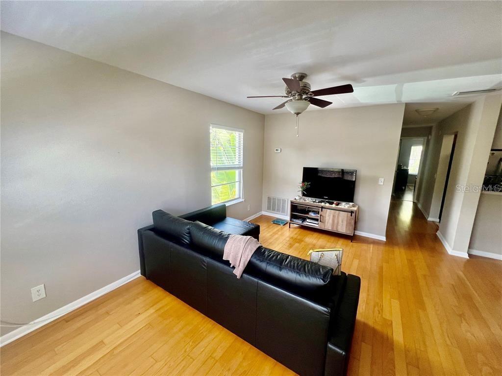 5440 S Macdill Ave #2g Property Photo 3