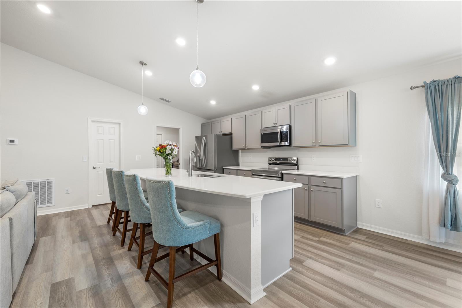 35542 Bellington Blvd Property Photo 12