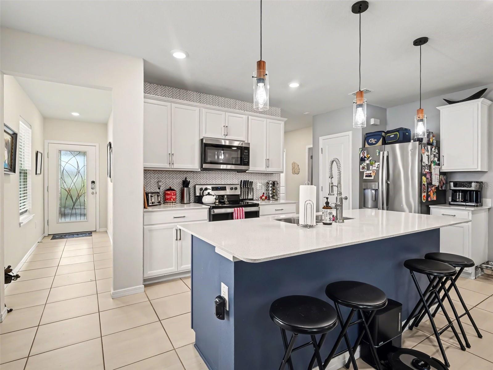8514 Abalone Loop Property Photo 2