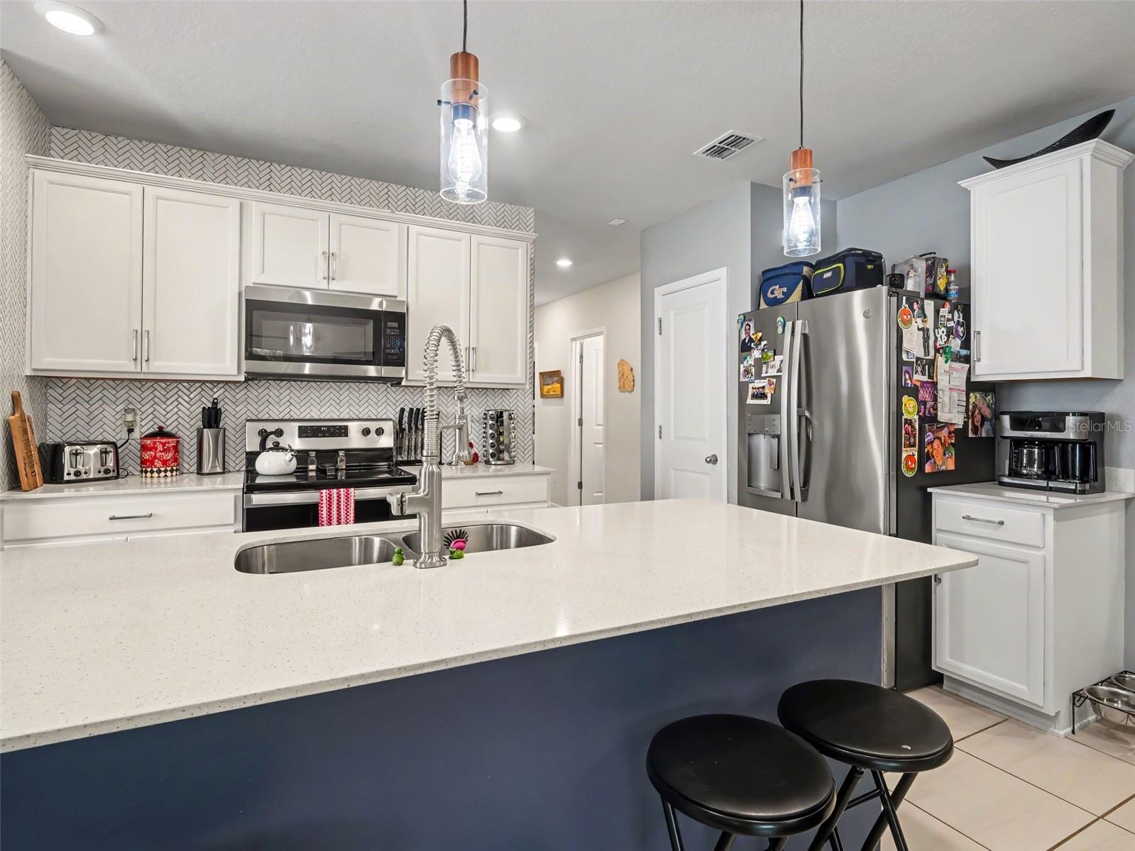 8514 Abalone Loop Property Photo 7