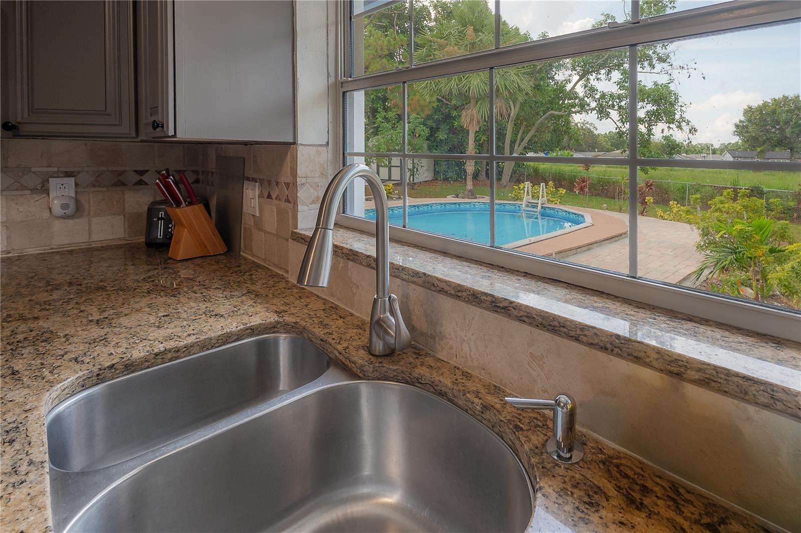 7312 Nova Cir Property Photo 14