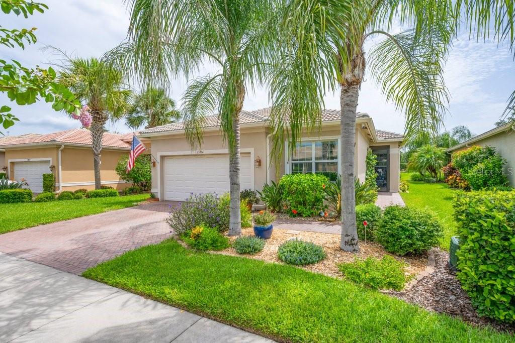 15824 Amber Falls Dr Property Photo 1