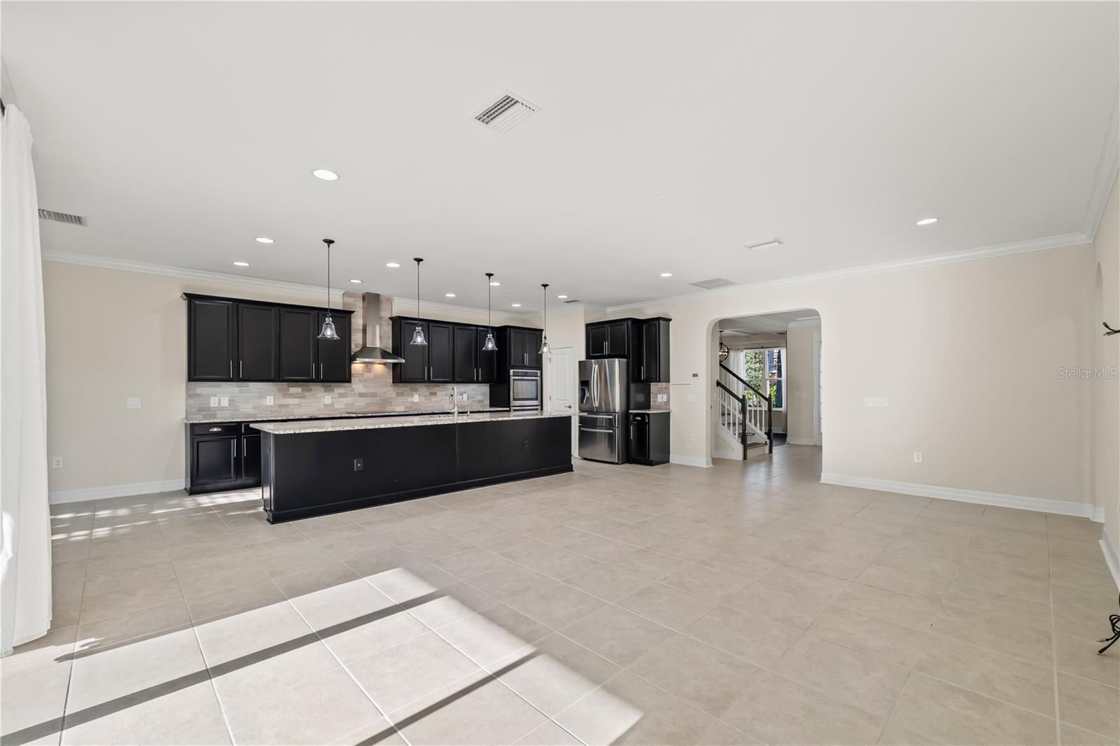 4522 Scarlet Loop Property Photo 5