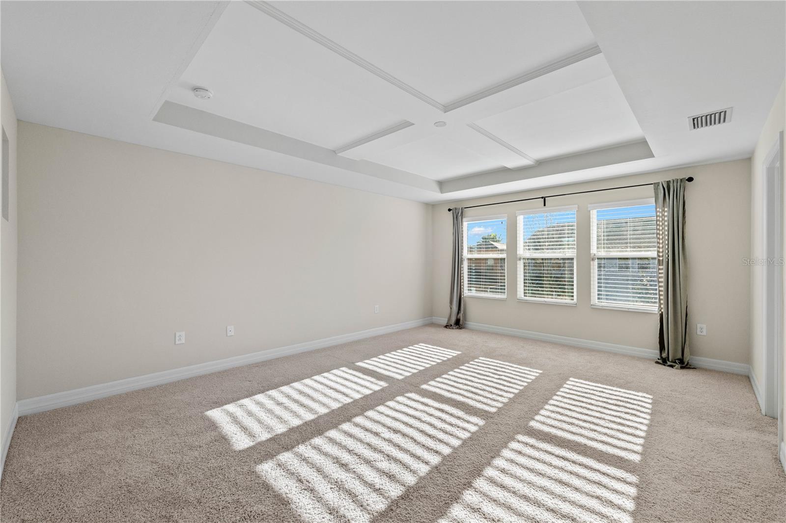 4522 Scarlet Loop Property Photo 15