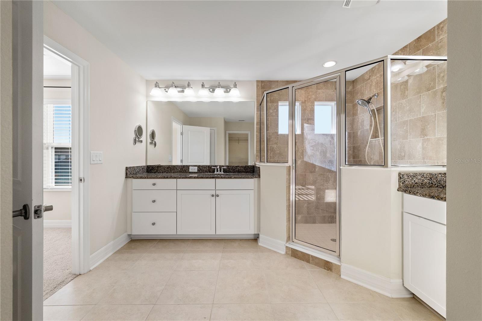 4522 Scarlet Loop Property Photo 17