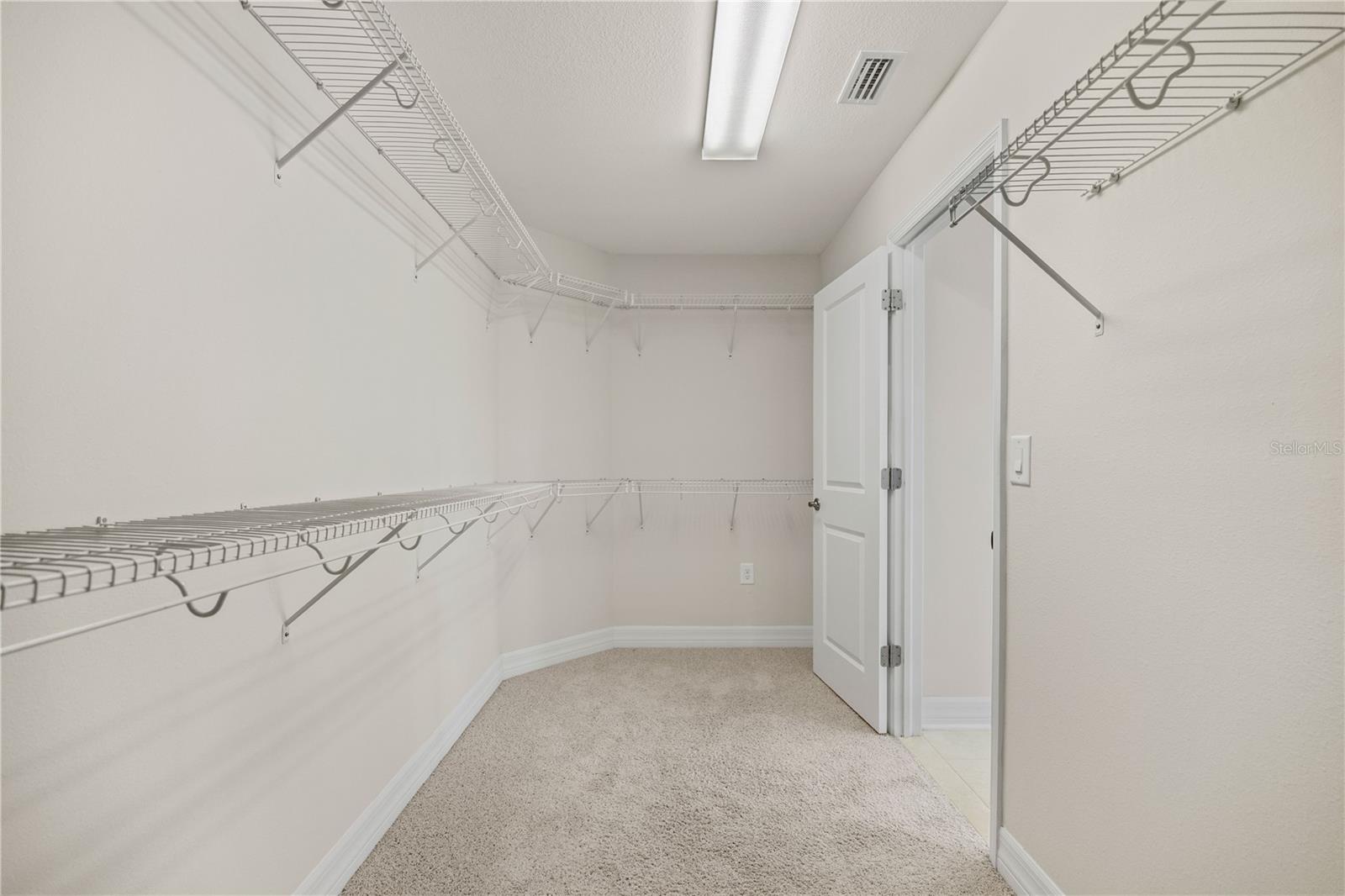 4522 Scarlet Loop Property Photo 19