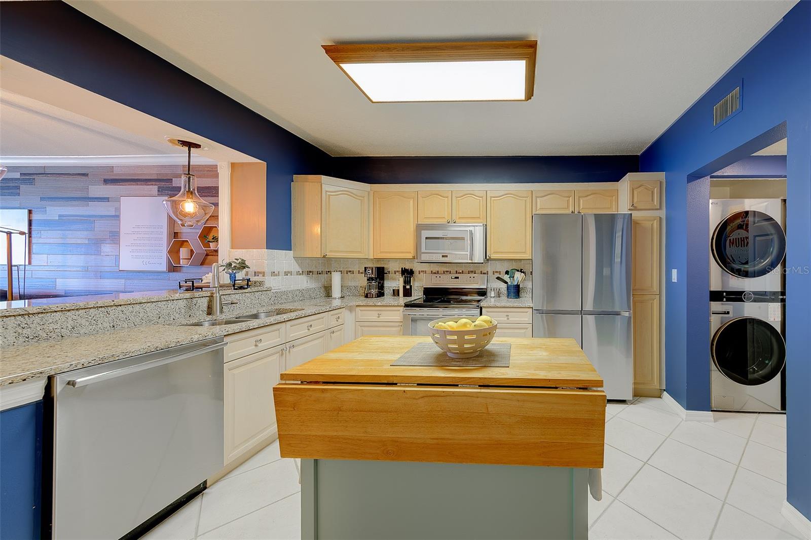 16550 Gulf Blvd #342 Property Photo 8