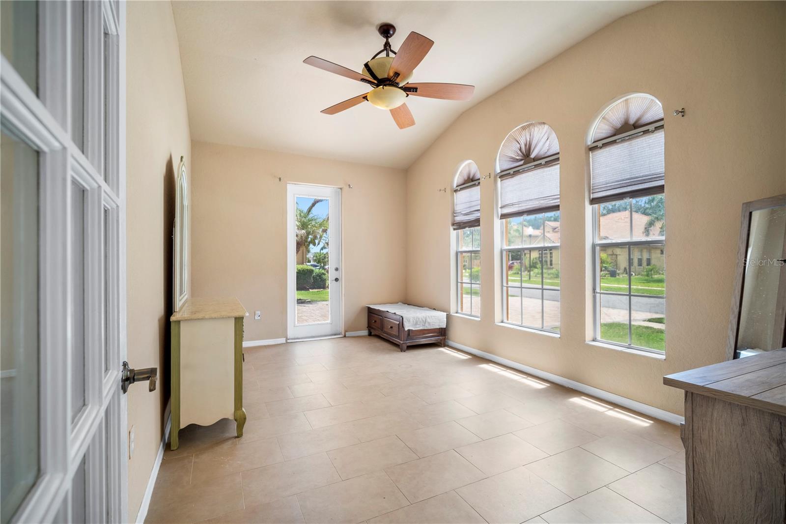 8950 Tuscan Valley Pl Property Photo 9
