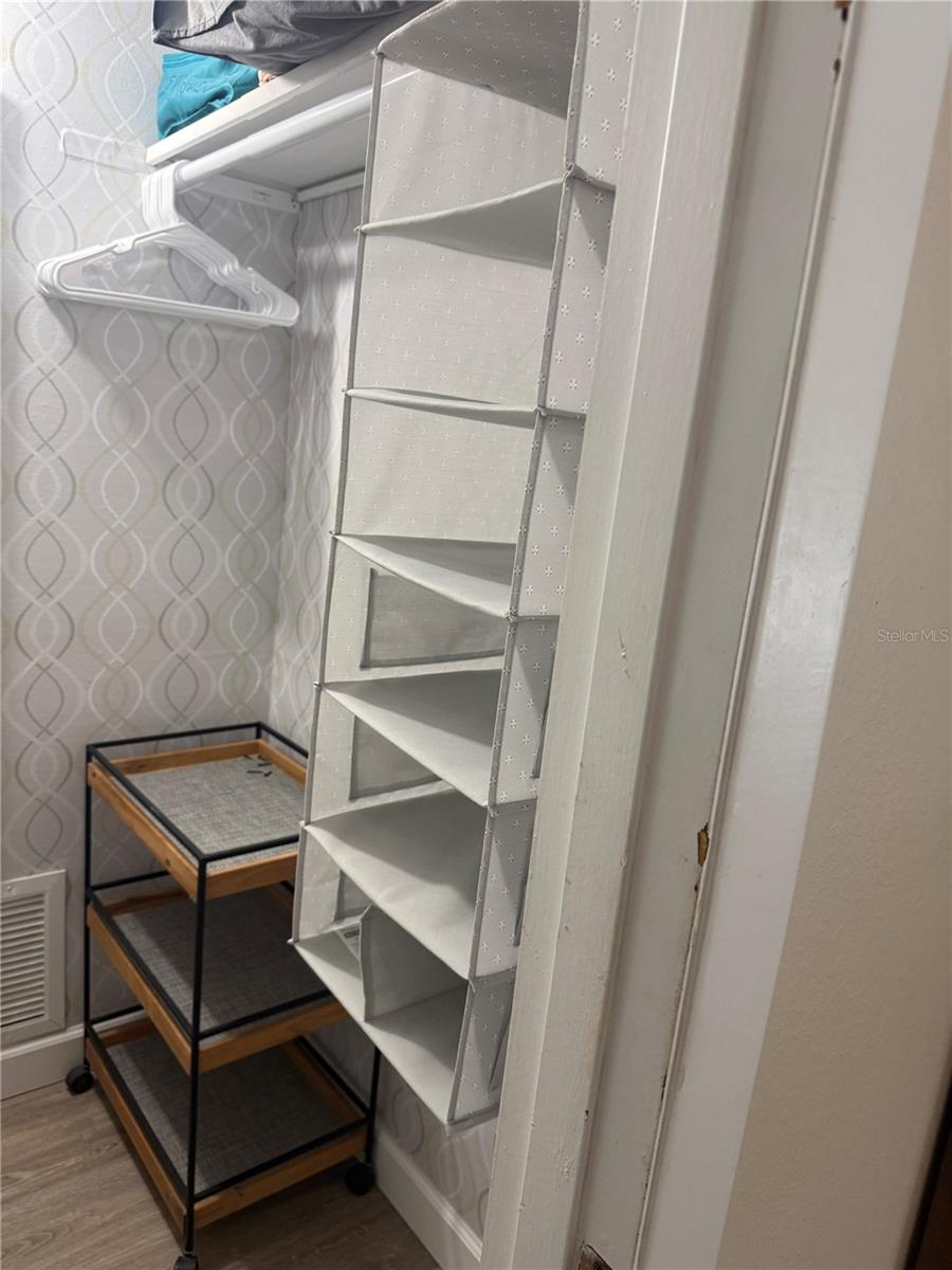 315 Medallion Blvd #h Property Photo 38
