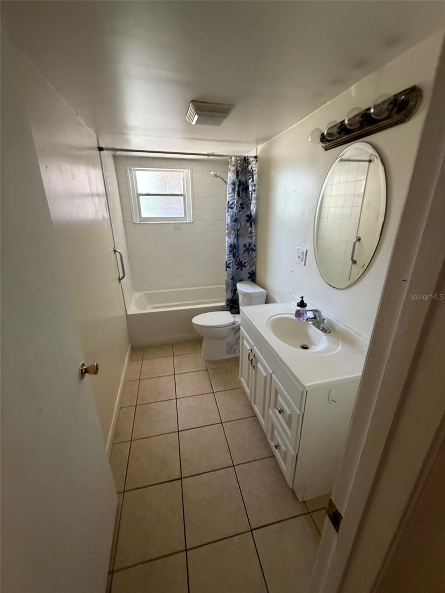 6458 79th Ave N Property Photo 5
