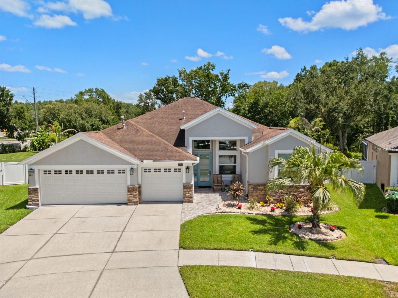 27901 Summer Place Dr Property Photo 1